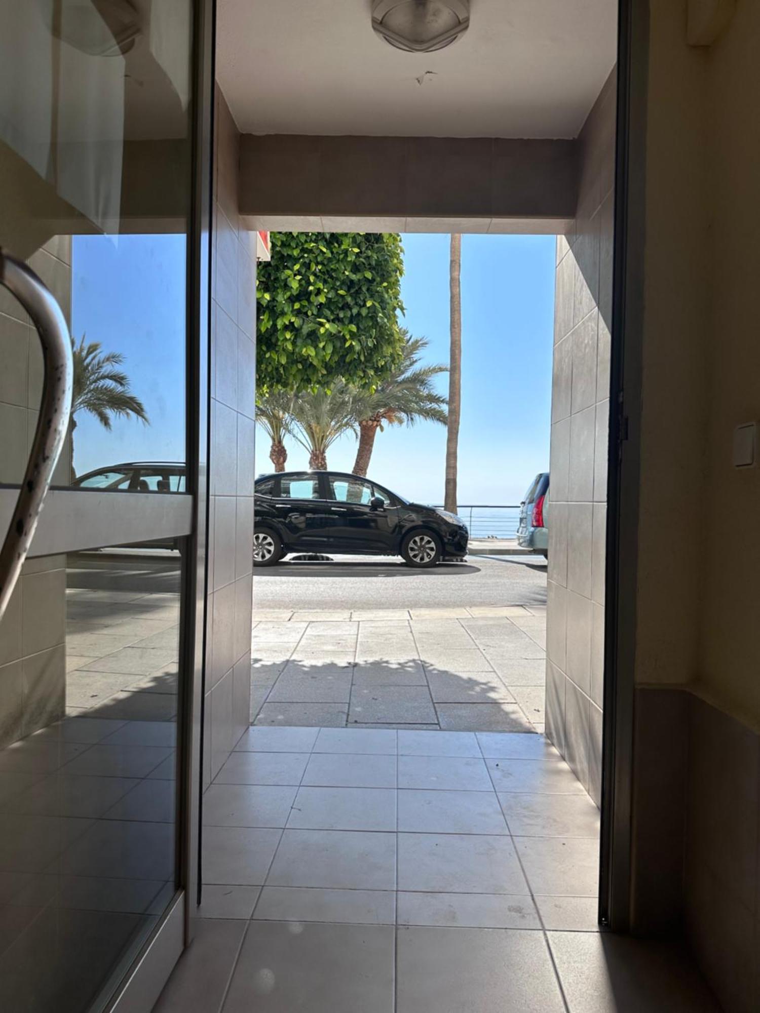 Precioso Apartamento De 3 Dormitorios Con Acceso Directo A La Playa ألتيا المظهر الخارجي الصورة