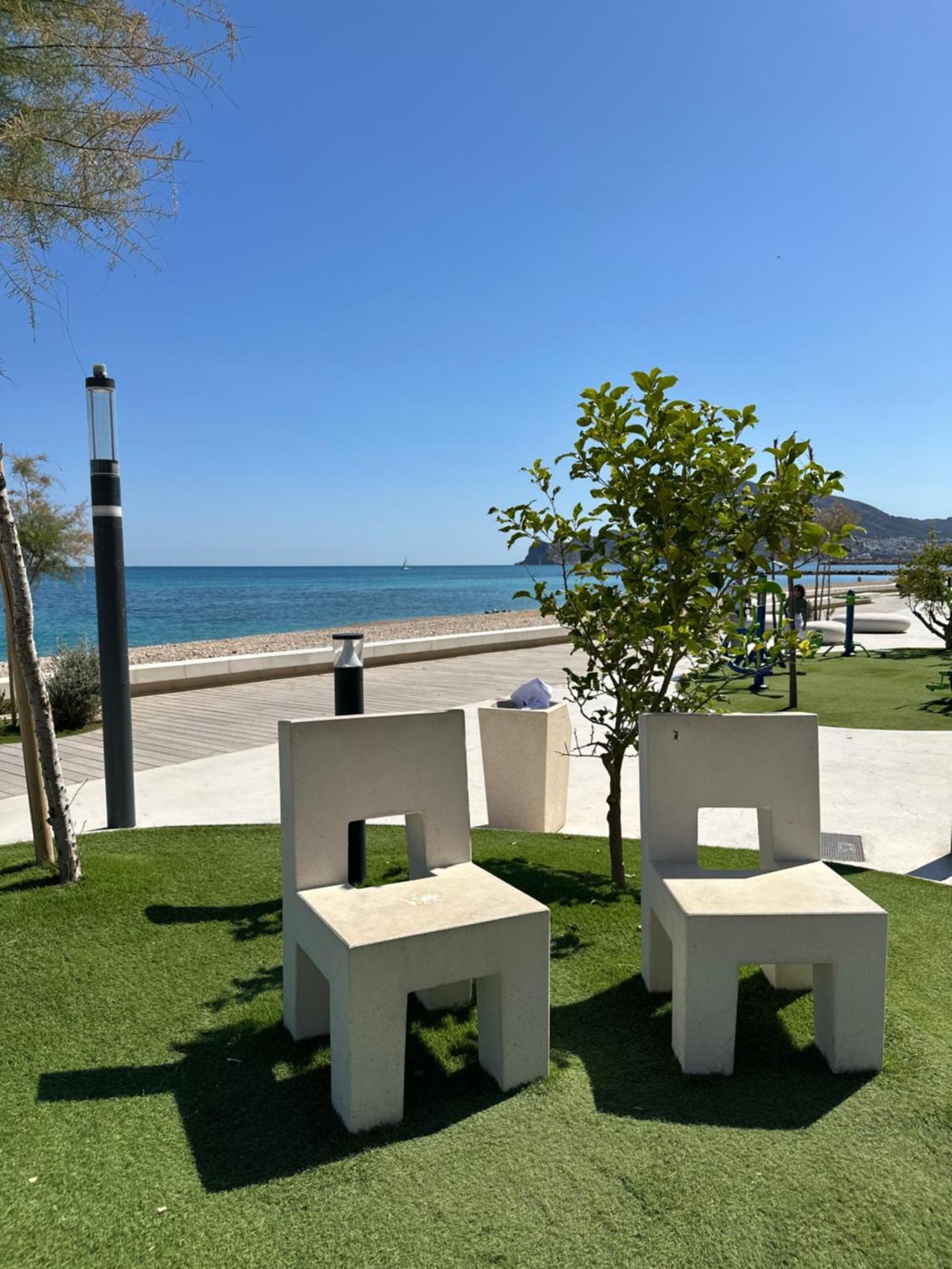 Precioso Apartamento De 3 Dormitorios Con Acceso Directo A La Playa ألتيا المظهر الخارجي الصورة