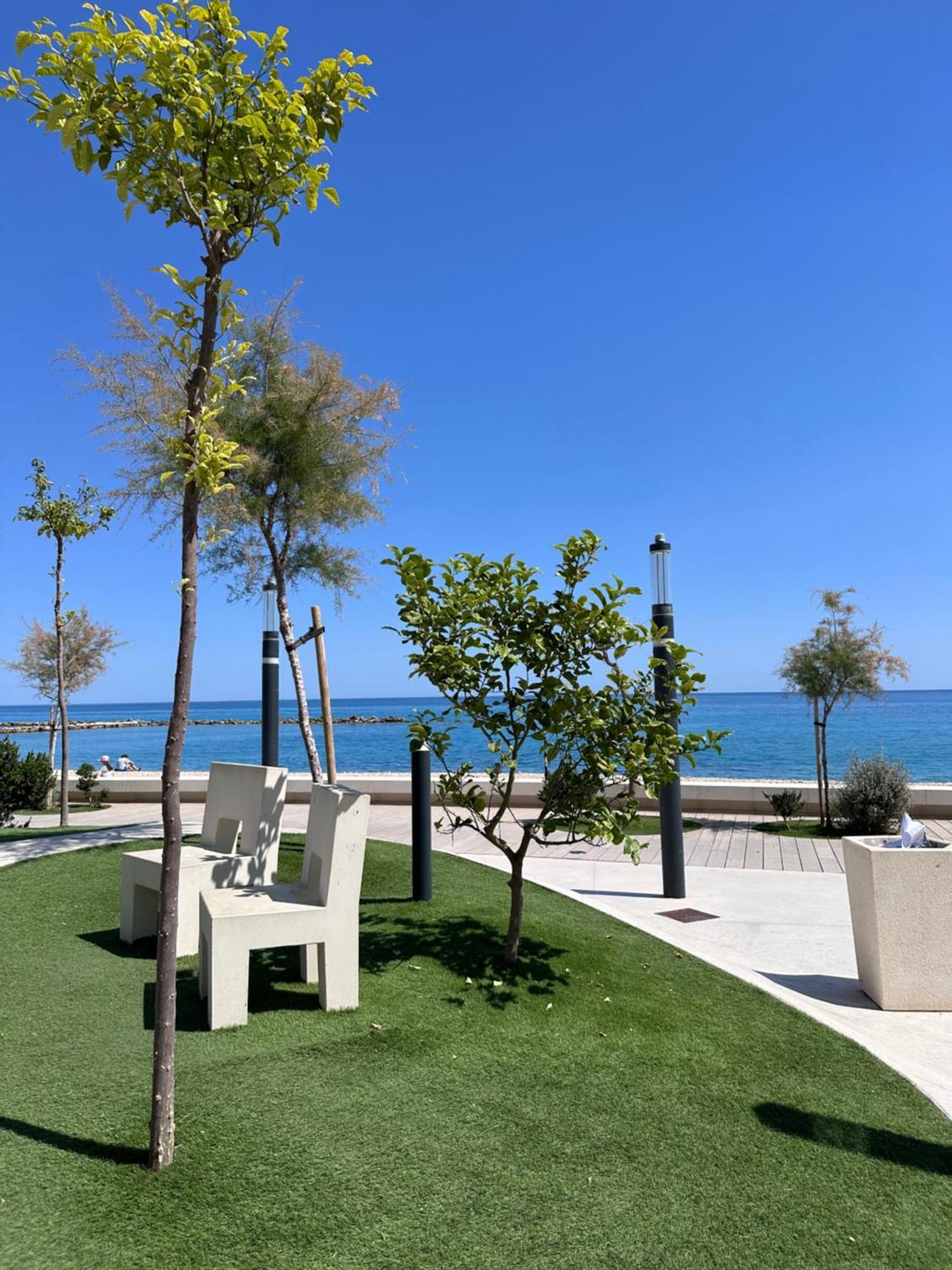 Precioso Apartamento De 3 Dormitorios Con Acceso Directo A La Playa ألتيا المظهر الخارجي الصورة